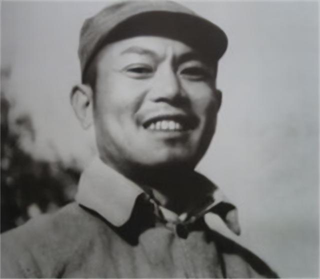 1986年刘伯承病逝，邓小平看到治丧委员会名单后，顿时脸色大变