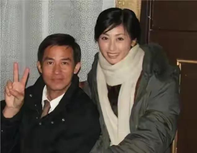 揭秘!娱乐圈女星雅琪与张铁林的隐秘情史,她如何重获新生?
