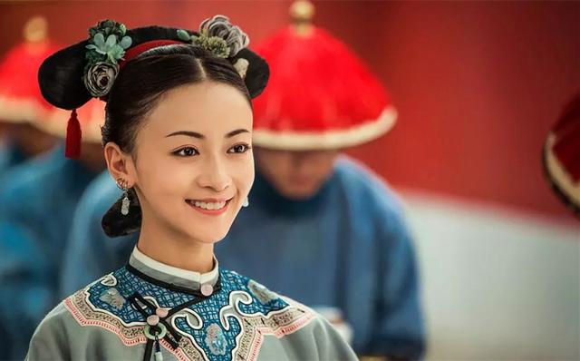 即使有孕也要让她伺候,从奴才升至皇贵妃,乾隆为何宠她20年?