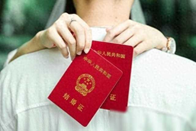 90后才是人间清醒:花200万娶媳妇?不结婚就是对父母最大的