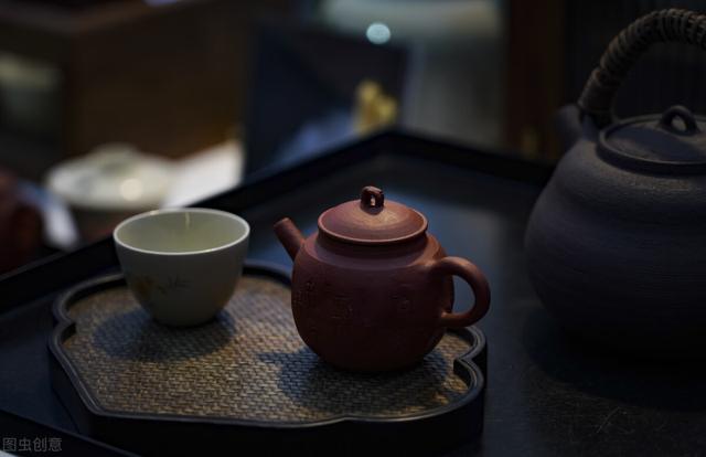 人到中年:不再纠缠,清醒孤独