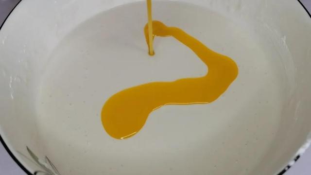 糯米粉这个做法太好吃了，筷子搅一搅，不蒸不炸，孩子点名要吃