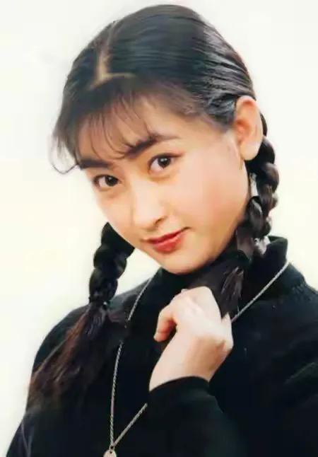 揭秘!娱乐圈女星雅琪与张铁林的隐秘情史,她如何重获新生?