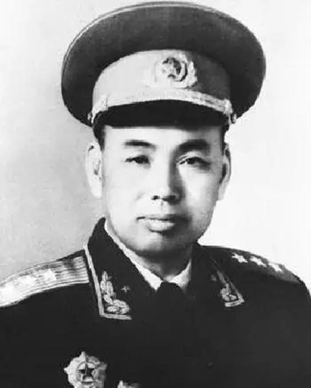 1986年刘伯承病逝，邓小平看到治丧委员会名单后，顿时脸色大变