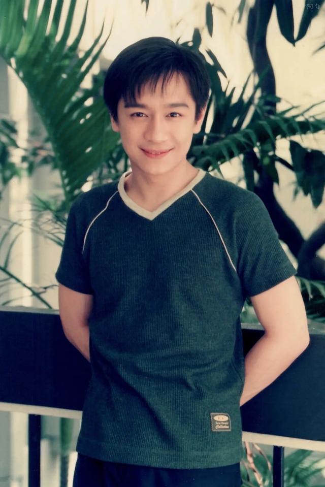 这些五六十年代出生的男星，谁在你记忆里留下过浓墨重彩的一笔？