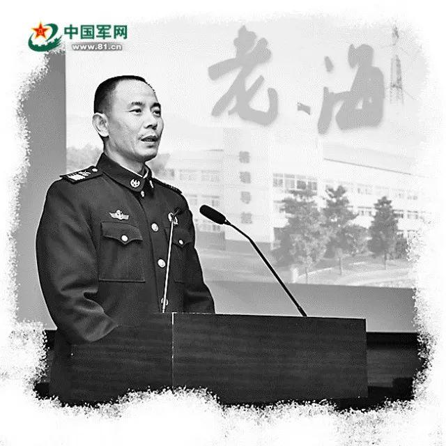 听6名军士长“讲那过去的故事”,看看“兵”当到极致是啥样?