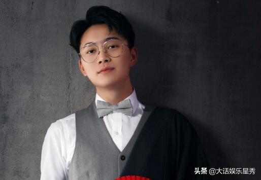 曾经万人追捧，如今却是凉凉，这些年他到底经历了什么？