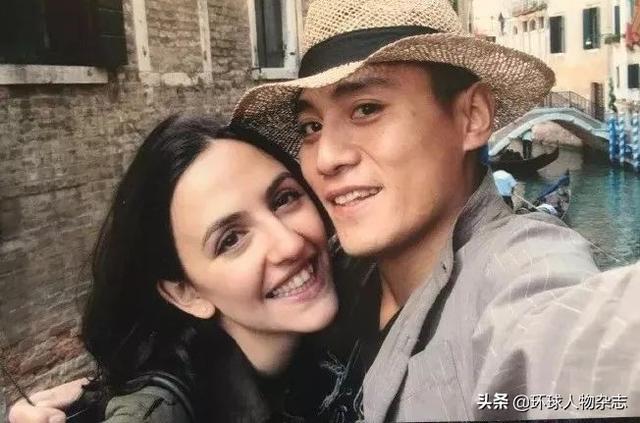 刘烨面条吻辣眼睛？演戏“不要脸”的男人，背后都有一个强大支柱