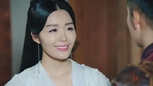 《太古神王》：剧情和特效太渣，白瞎了那么多配角演员