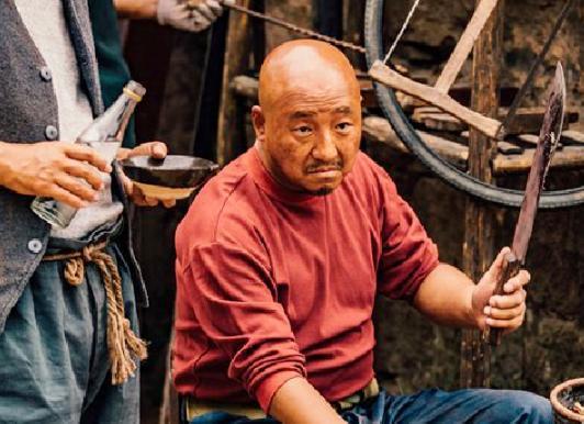 追光:毛不易《不染》添新意境,张傲月低音炸裂,周晓鸥开口跪了