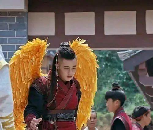 《太古神王》：剧情和特效太渣，白瞎了那么多配角演员