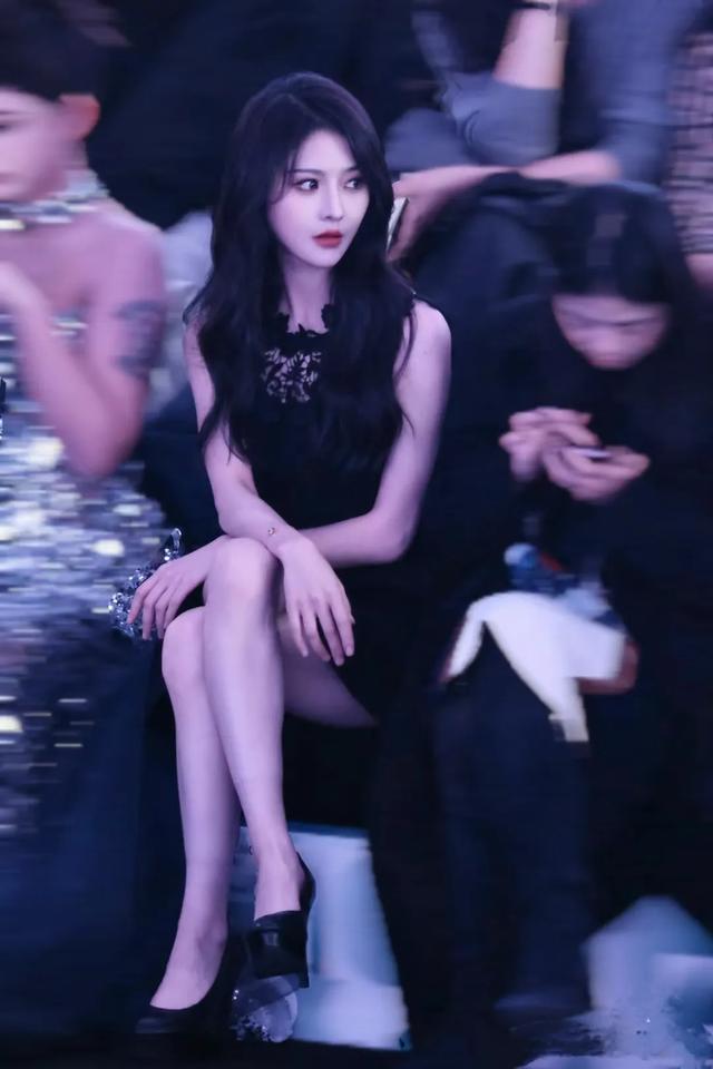 莫寒：从SNH48到浪彩少女，一个90后女孩的偶像进化史