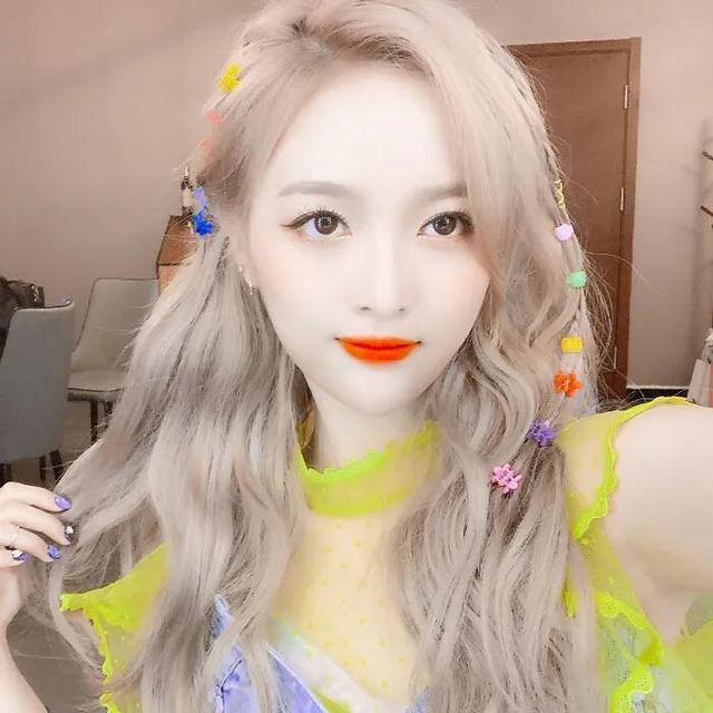 仙女头像：（一）绝对是火箭少女11人的最美最飒的头像