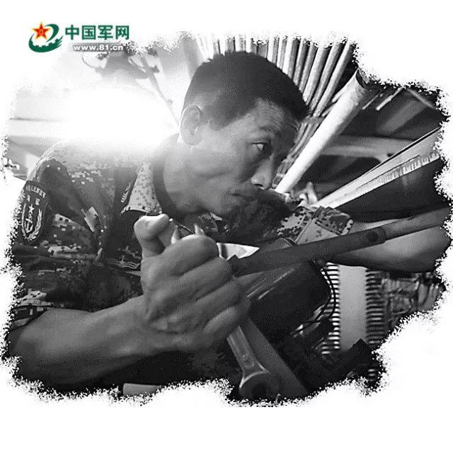听6名军士长“讲那过去的故事”,看看“兵”当到极致是啥样?