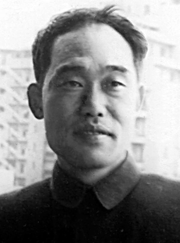 电影背后的故事:珠江电影制片厂的经典电影《大浪淘沙》