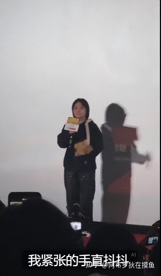 脱口秀演员李雪琴纪实