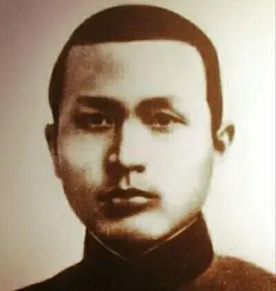 李明瑞在桂系时到底是听俞作柏的还是李宗仁的？那么后期呢？
