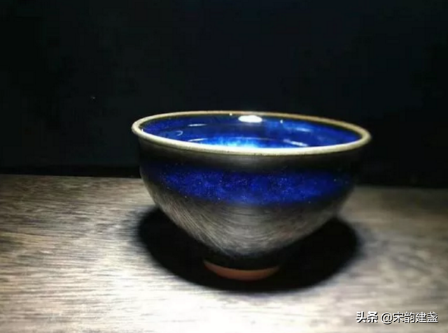 建盏大师吴继旺的代表作是什么?他得到作品有何特点?