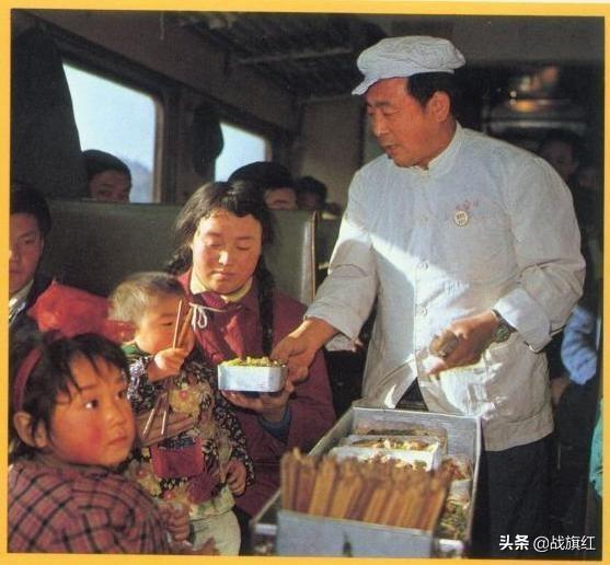 孙排长郁闷归队,火车一个急刹车,意外撞到“林妹妹”