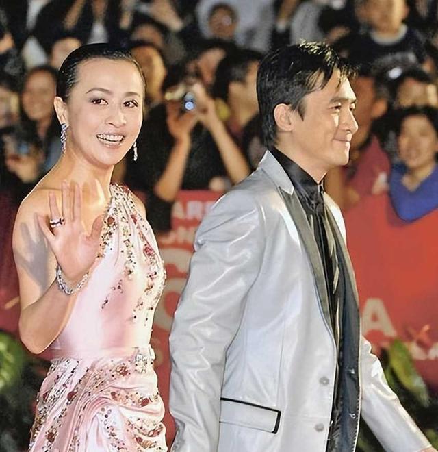 刘嘉玲“不雅照”曝光,揭秘当年刘嘉玲被性侵真相,凶手终于浮现