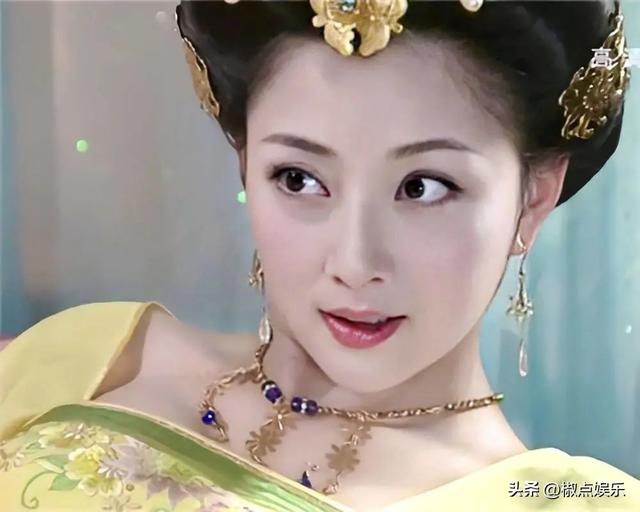 女星殷桃为情所伤，迷倒5个男人后，为何43岁还不结婚不生孩子？