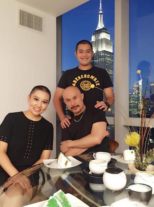 著名演员徐锦江:20岁时父亲因病离世,寡母与妻子一样重要