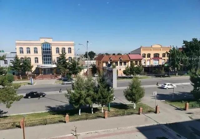 安集延与纳曼干——费尔干纳盆地的两个乌兹别克斯坦的城市