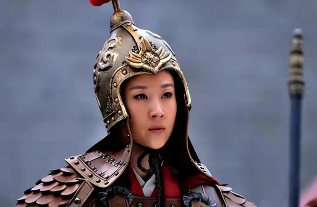 杨家12寡妇各个下场凄凉,穆桂英被万箭穿心,只有一人平安回归