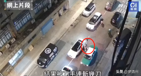 香港黑帮争斗，古惑仔当街“火拼”砍人，900名港警开始反黑行动
