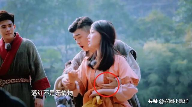拖行交警耍大牌,借拍戏行不轨之事,靠改名洗白的张翰终究翻车了