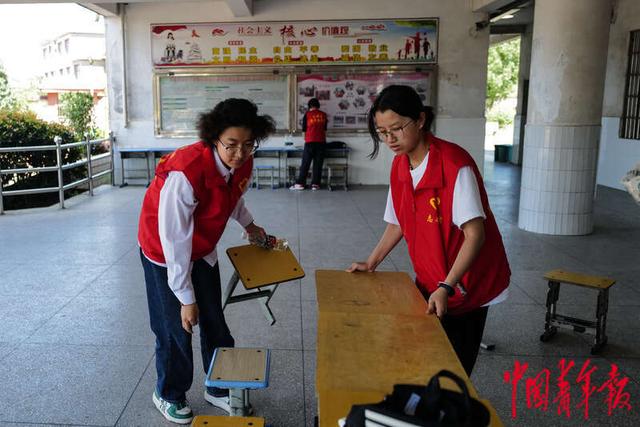 江西九江：灾后临时安置点里的生活