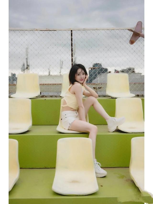 莫寒：从SNH48到浪彩少女，一个90后女孩的偶像进化史