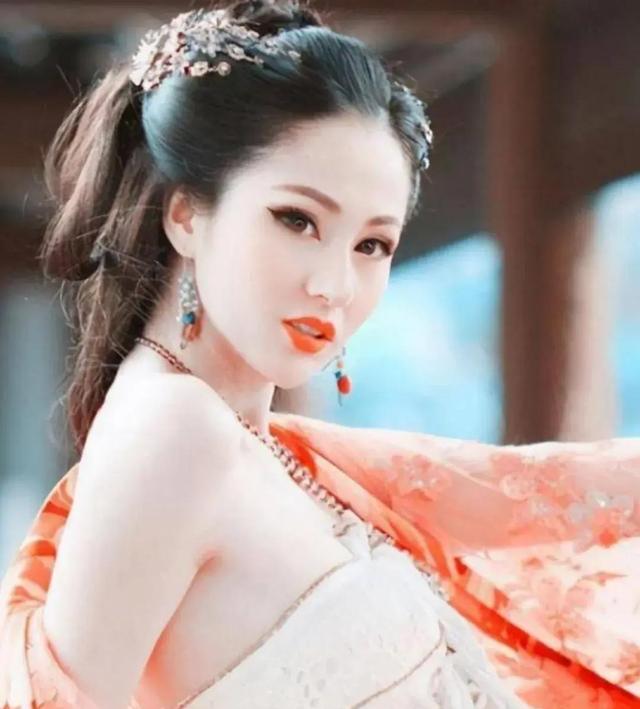经典国产大尺度三级片《3D玉蒲团》,曾轰动一时。不知你是否看过
