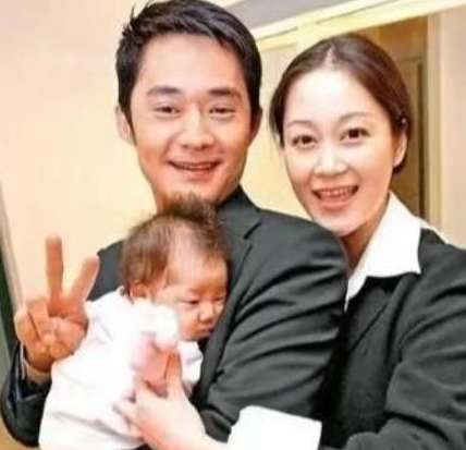 背景强大的于佳卉, 2段婚姻失败,至亲去世,43岁烧炭自杀离世