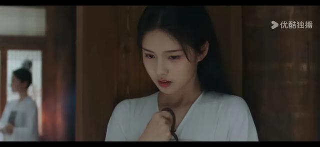 《墨雨云间》为什么称姜梨为“二小姐”,网友:相府大小姐去哪了