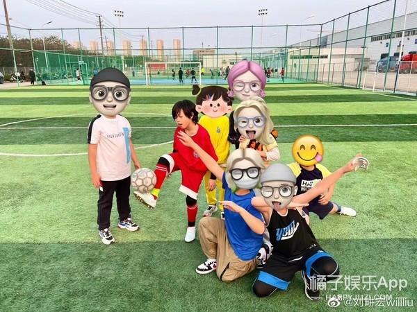 还记得《爸爸去哪儿》里的小泡芙吗?现在长这样?