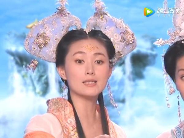 天仙配8位仙女的冰雪冠PK：大姐兔耳朵，三姐老虎钳，六妹山羊角