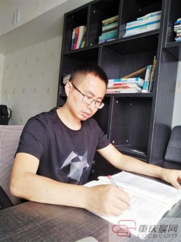 数学老师“Boy哥” 心底也有诗和远方