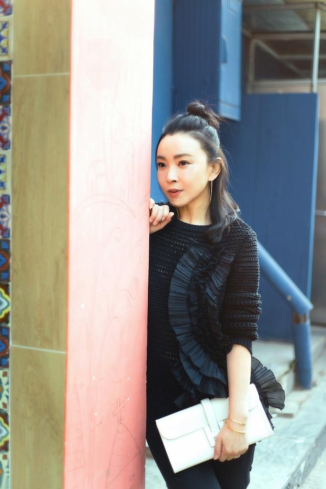 《平凡之路》刘威葳:她是张嘉益的前妻?为何37岁才结婚?