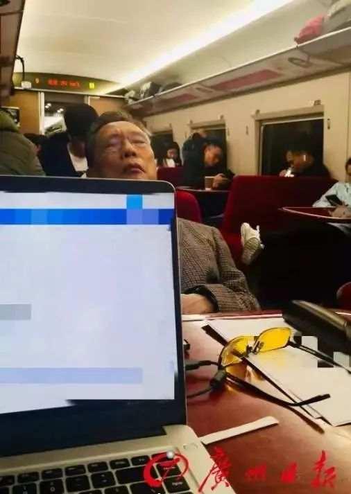 不要让“无论生死”的逆行者孤单前行