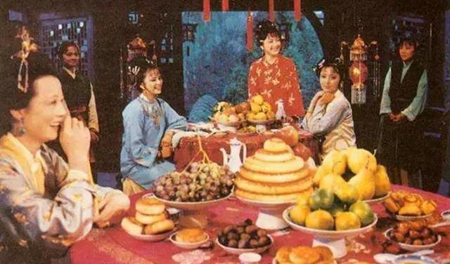 刘姥姥为什么吃不惯大观园里的“茄鲞”?