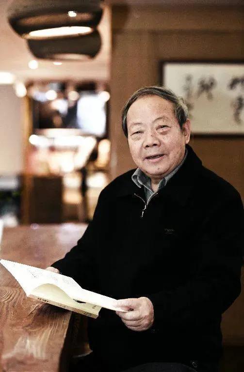 惊!10天内7位名人相继离去,最小27岁,大S离世震撼全网