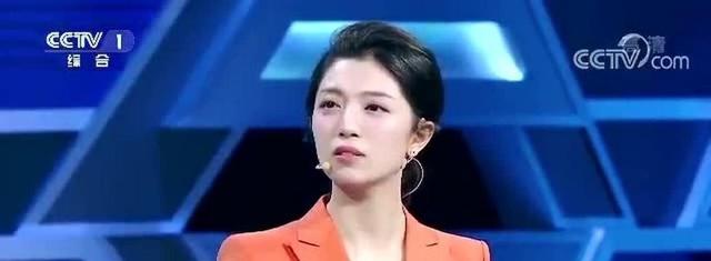 央视主持人神秘消失,果欣禹临危救场,团队展现专业素养