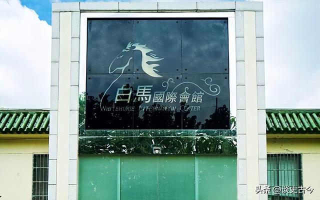 奢靡荒唐的白马会所:性交易泛滥,让无数富婆挥金如土