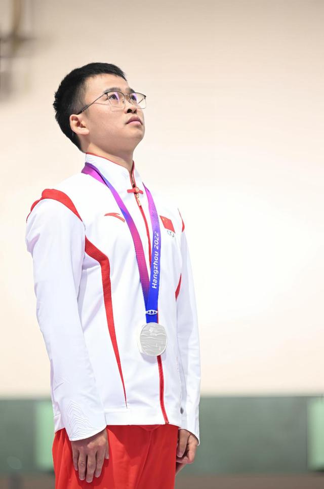 贵州史上第二个奥运冠军谢瑜背后