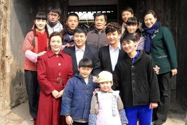 《你是我兄弟》主演现状:女主董洁走下坡路,女配角却大红大紫