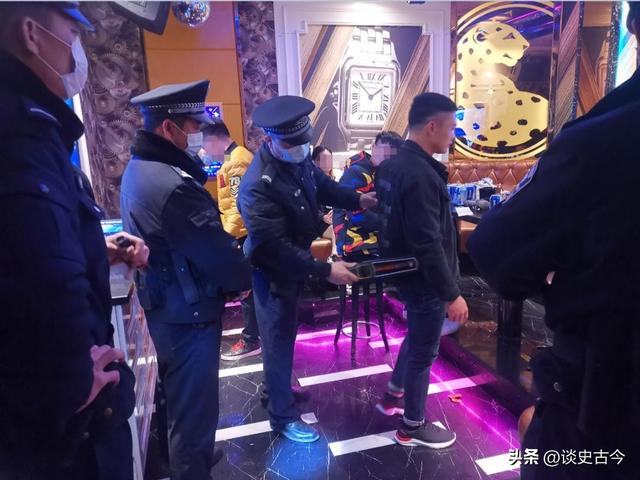 奢靡荒唐的白马会所:性交易泛滥,让无数富婆挥金如土