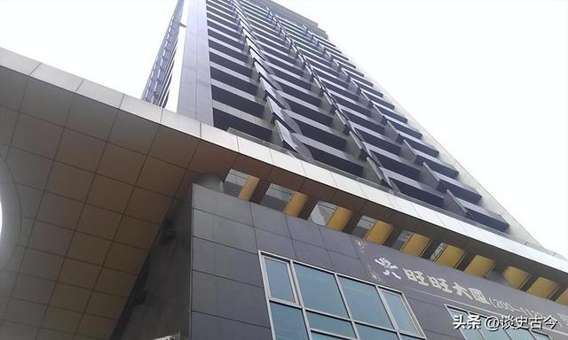 奢靡荒唐的白马会所:性交易泛滥,让无数富婆挥金如土