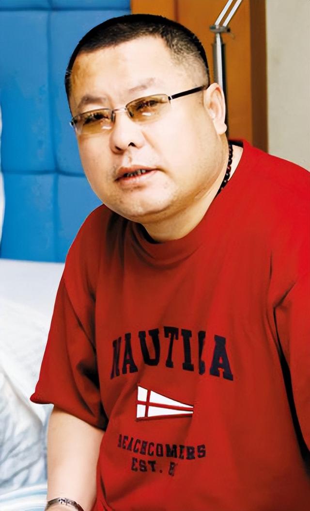 《平凡之路》刘威葳:她是张嘉益的前妻?为何37岁才结婚?