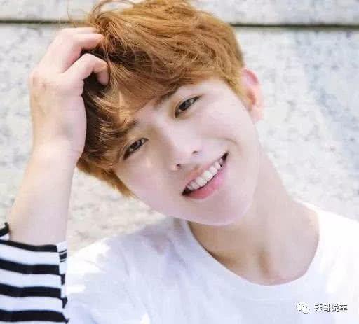 21岁的蔡徐坤,11年前就已出演《巴啦啦小魔仙》,模样太逗了